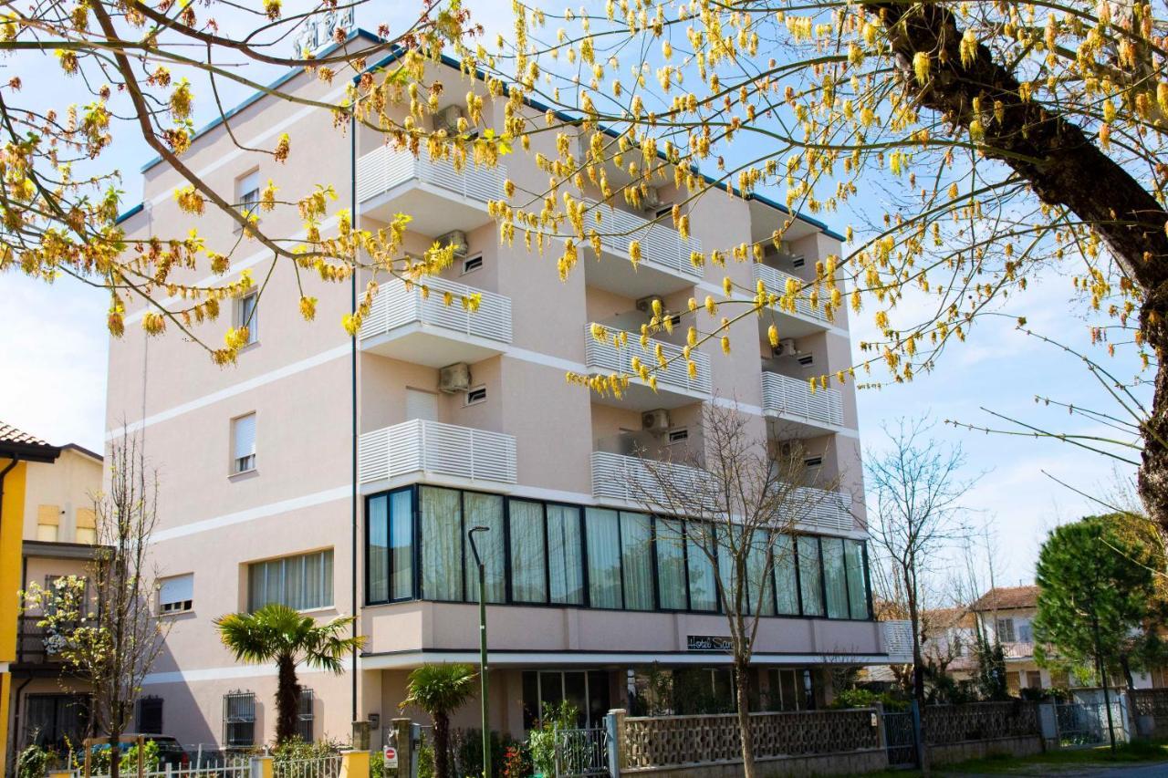 Hotel Sara*** Чезенатіко Екстер'єр фото