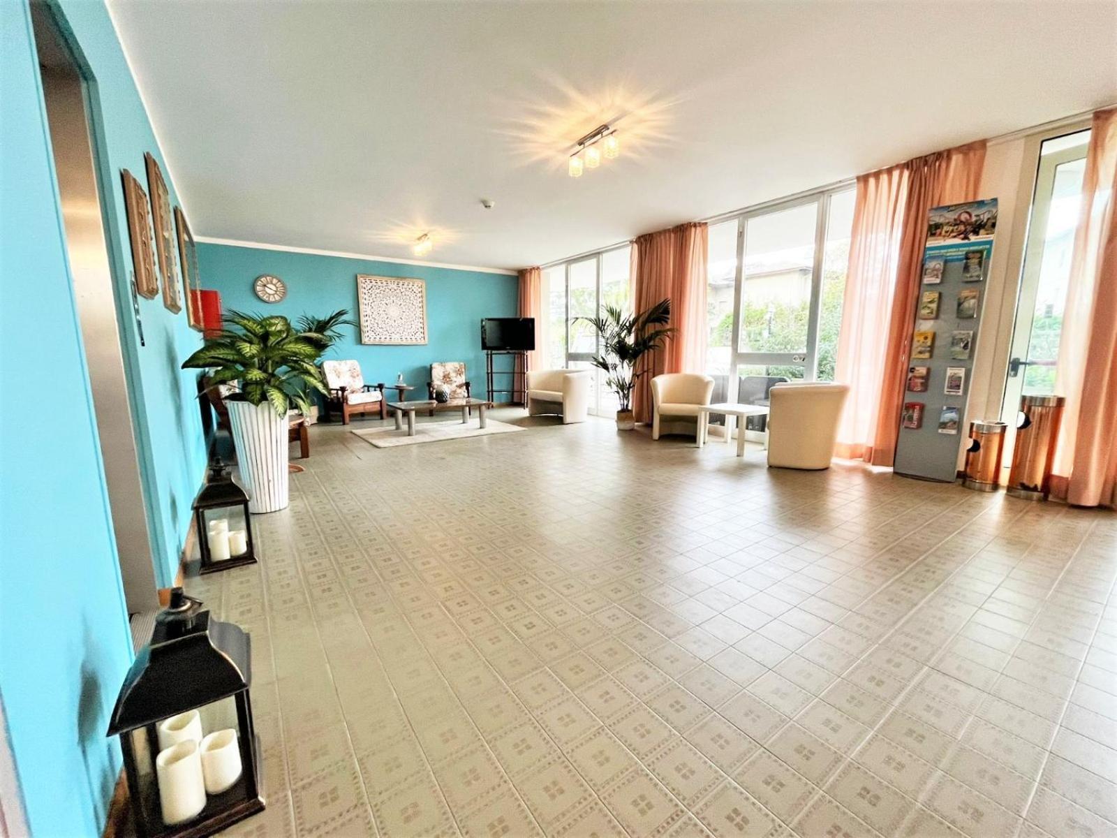 Hotel Sara*** Чезенатіко Екстер'єр фото